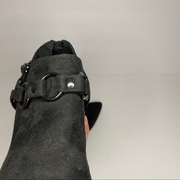 Carlos by Carlos Santana Black Vegan Suede Pointer Ankle Booties - Picture 8 of 13